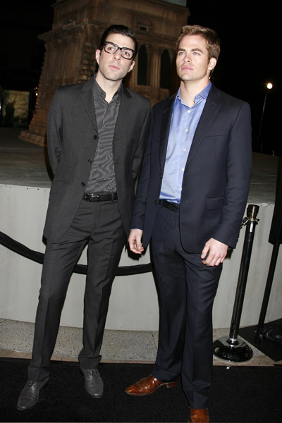 chris hemsworth height. Kirk) and Chris Hemsworth