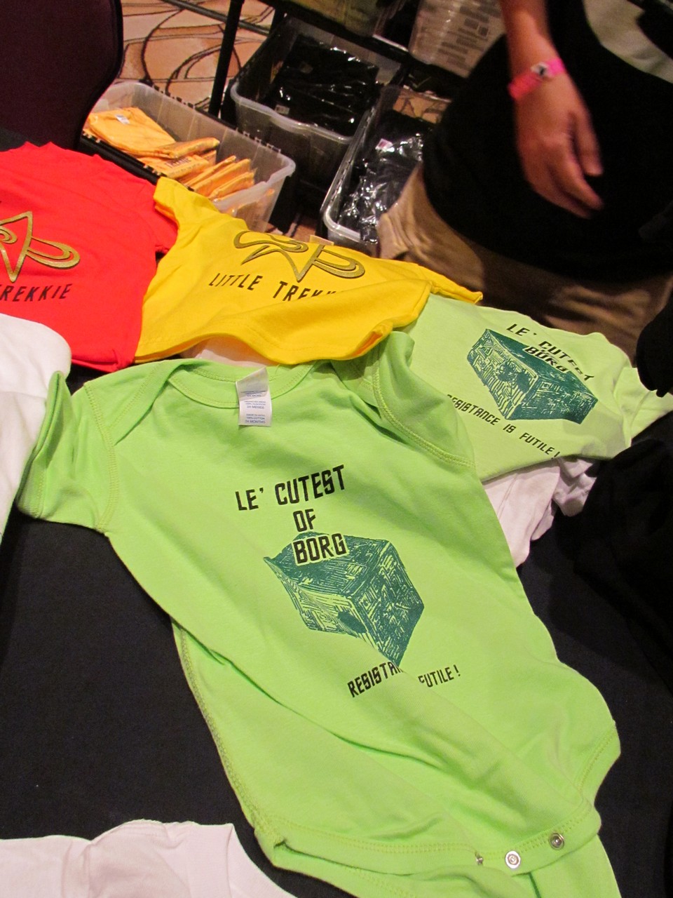 STLV12: First Looks and Cool Stuff From The Vegas Con Vendors Room ...