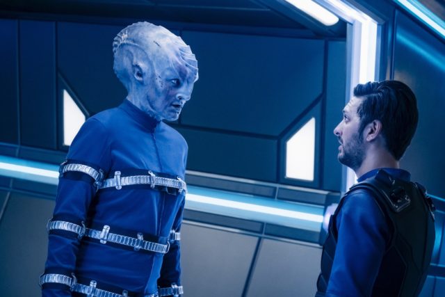 Mary Chieffo as L'Rell and Shazad Latif as Tyler in Star Trek: Discovery