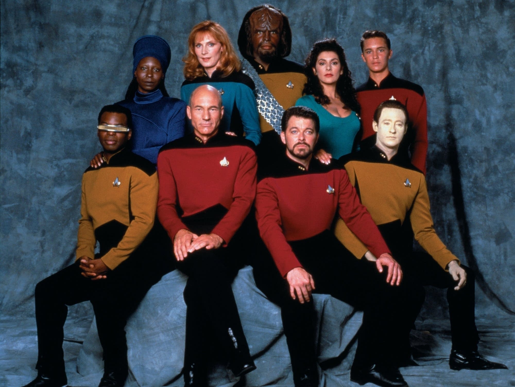revealed-michael-piller-pitched-star-trek-tng-sequel-to-tos-episode