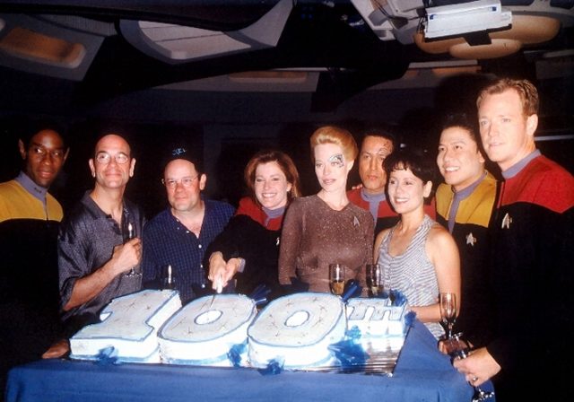 The Voyager cast celebrating their 100th episode