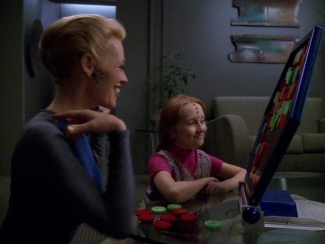 Seven and Naomi in Star Trek: Voyager
