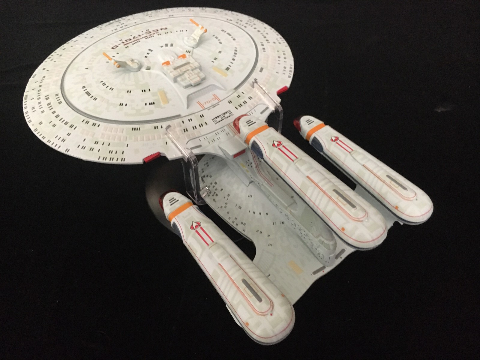 Enterprise NCC-1701-D Details about   Furuta Star Trek U.S.S Vol. 2 No. 6 TNG 