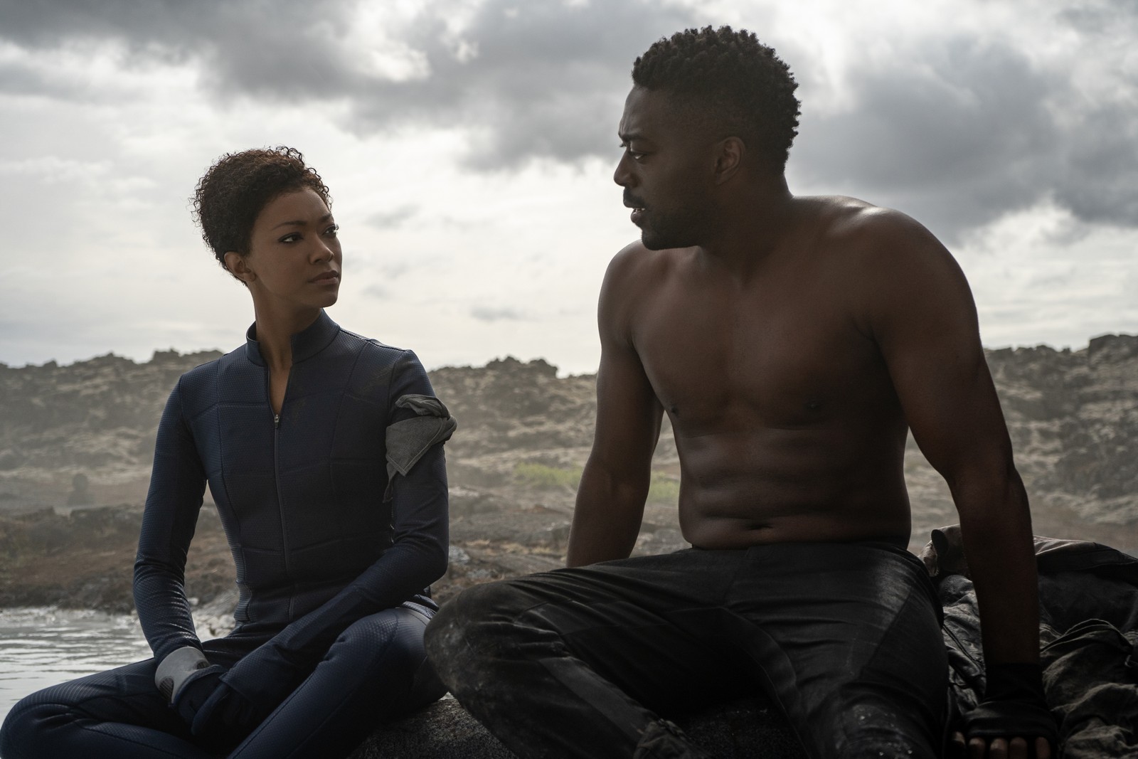 Review: 'Star Trek: Discovery' Finds A Future In Season 3 Premiere “That  Hope Is You” –