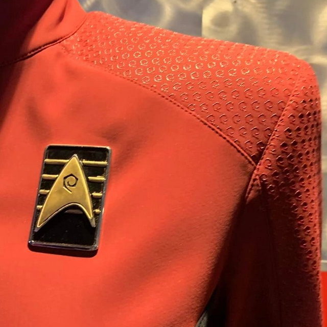 star trek new generation uniforms