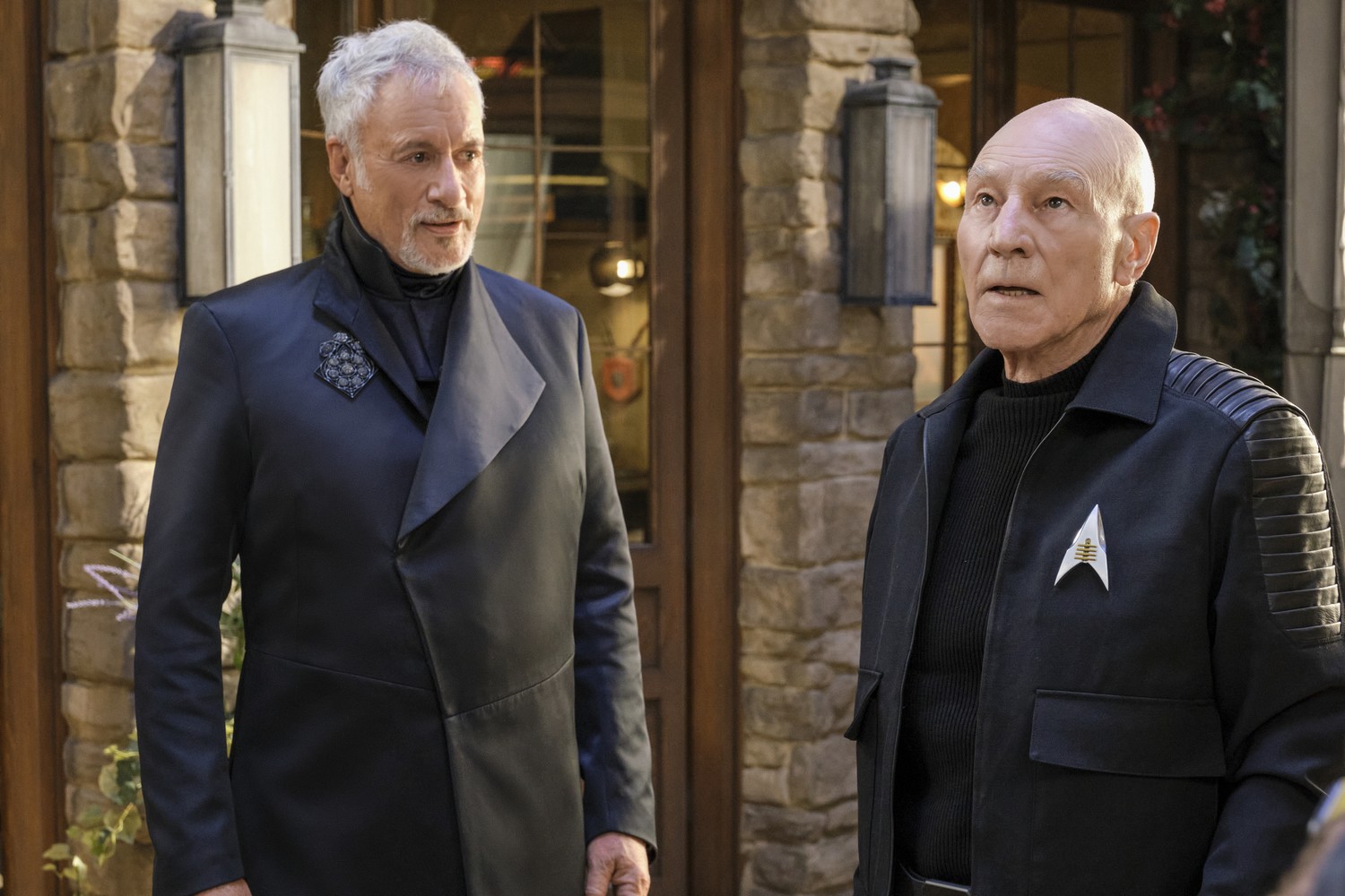Star Trek: Picard S2 Episode 4 Review: 'Watcher' Slows Down at Its Peril