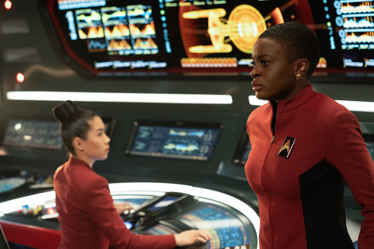 Star Trek: The Strange New Worlds vs. The Orville vs. Discovery fight is  highly illogical.