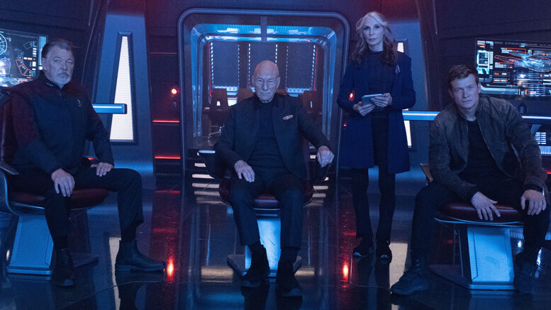 Alex Kurtzman Says Star Trek Announcements Coming Soon, Hints At